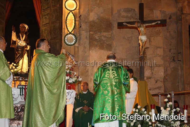 2009IMG_7076.JPG - Concelebrazione Eucaristica presideuta da S.E. Mons. Francesco Montenegro, Arcivescovo di Agrigento (2009)